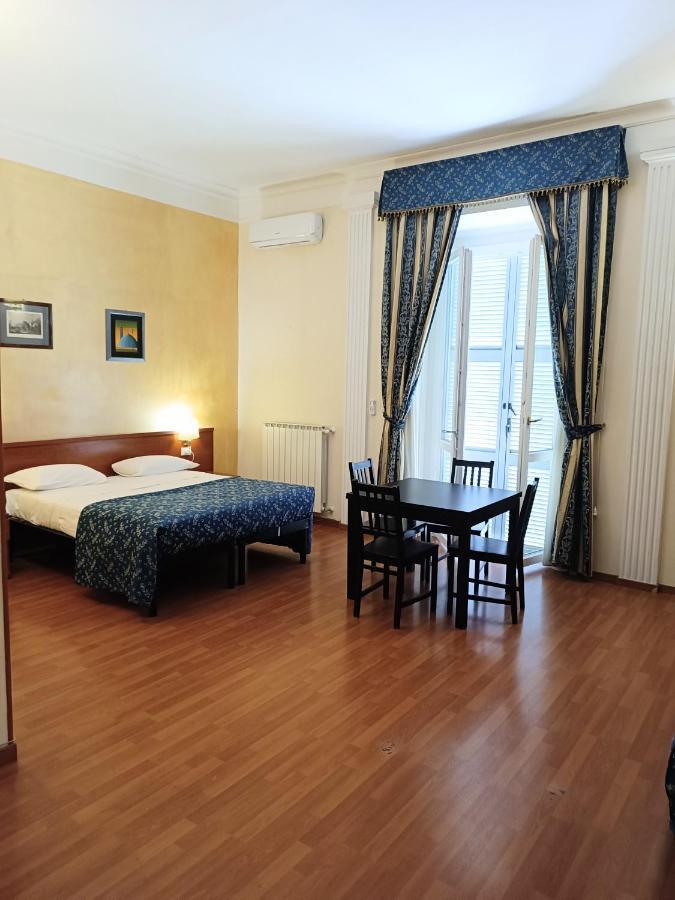 Opera Italian Suite Rome Exterior photo